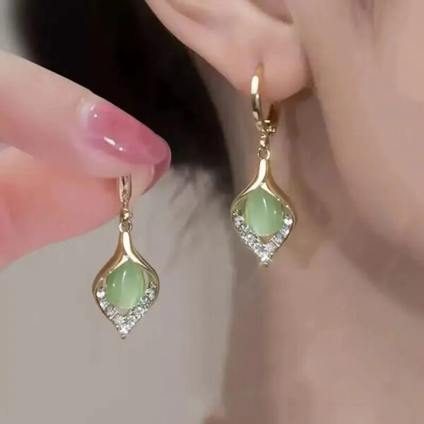 Luxury High-end Temperament Trendy Fashion Ladies Cat's Eye Stone Angel Eye Earrings,Earrings Jewelry Gift Accessories