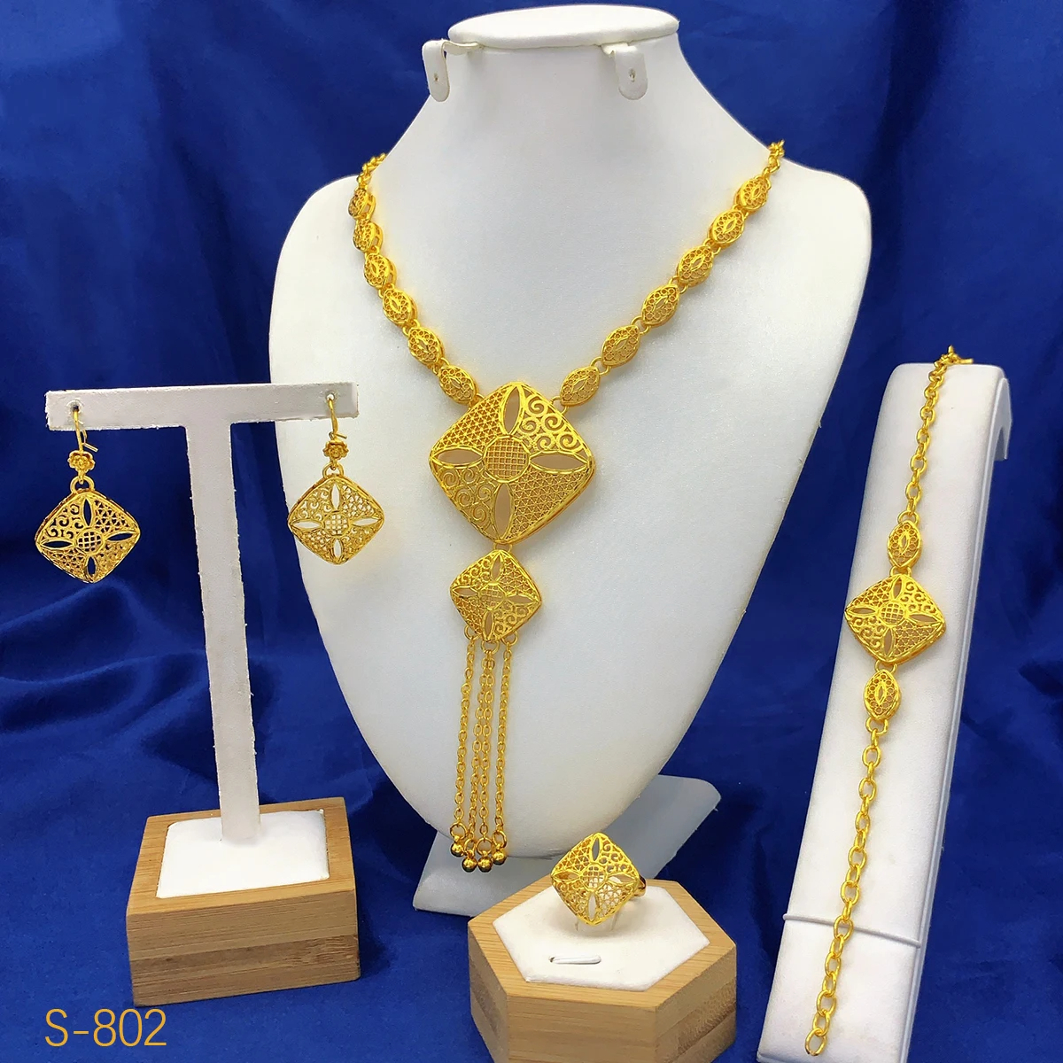 New Dubai 24K Gold Color Jewelry Sets Wedding African Necklace Earrings For Women Nigerian Indian Bridal 4PCS Set Party Gifts - Image 2